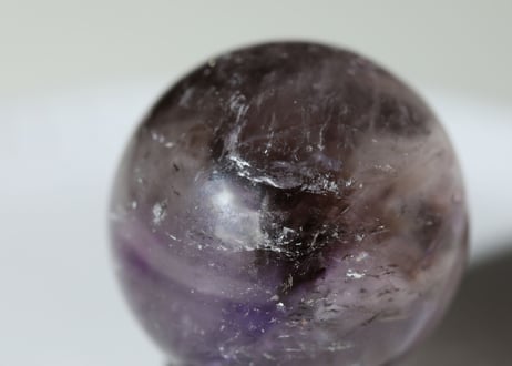 【愛の地球】虹入り トリコロール 水晶 スフィア