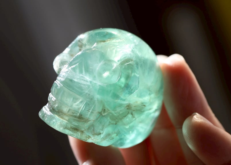 覚醒の記憶】ハイクオリティ 虹入り グリーンフローライト スカル