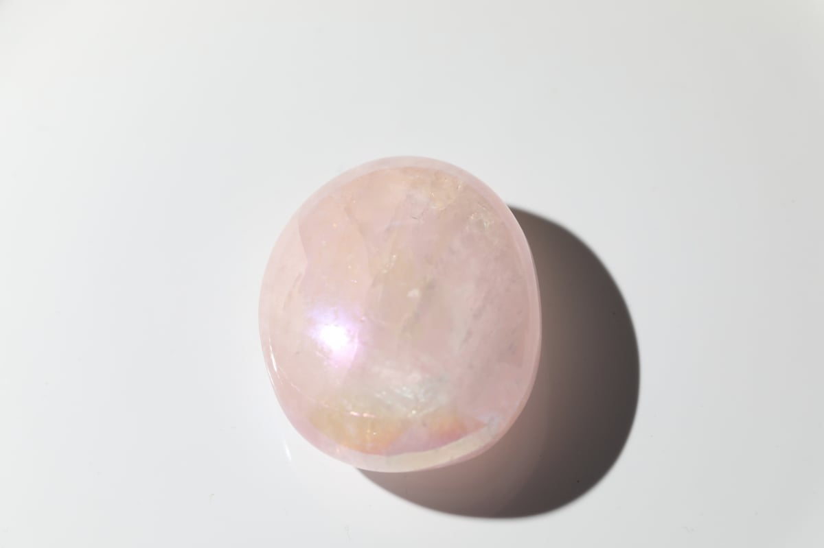 切株♡ローズクォーツ原石付 幸せを呼ぶオルゴナイトシマエナガ