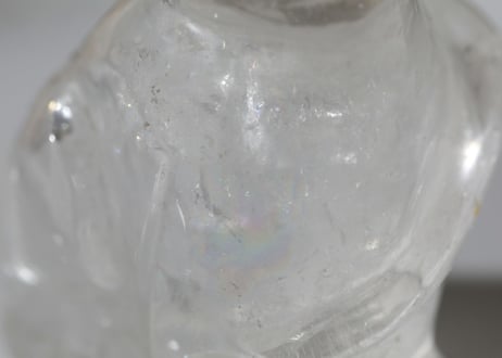 【福を招く】虹入り クリアクォーツ ねこ