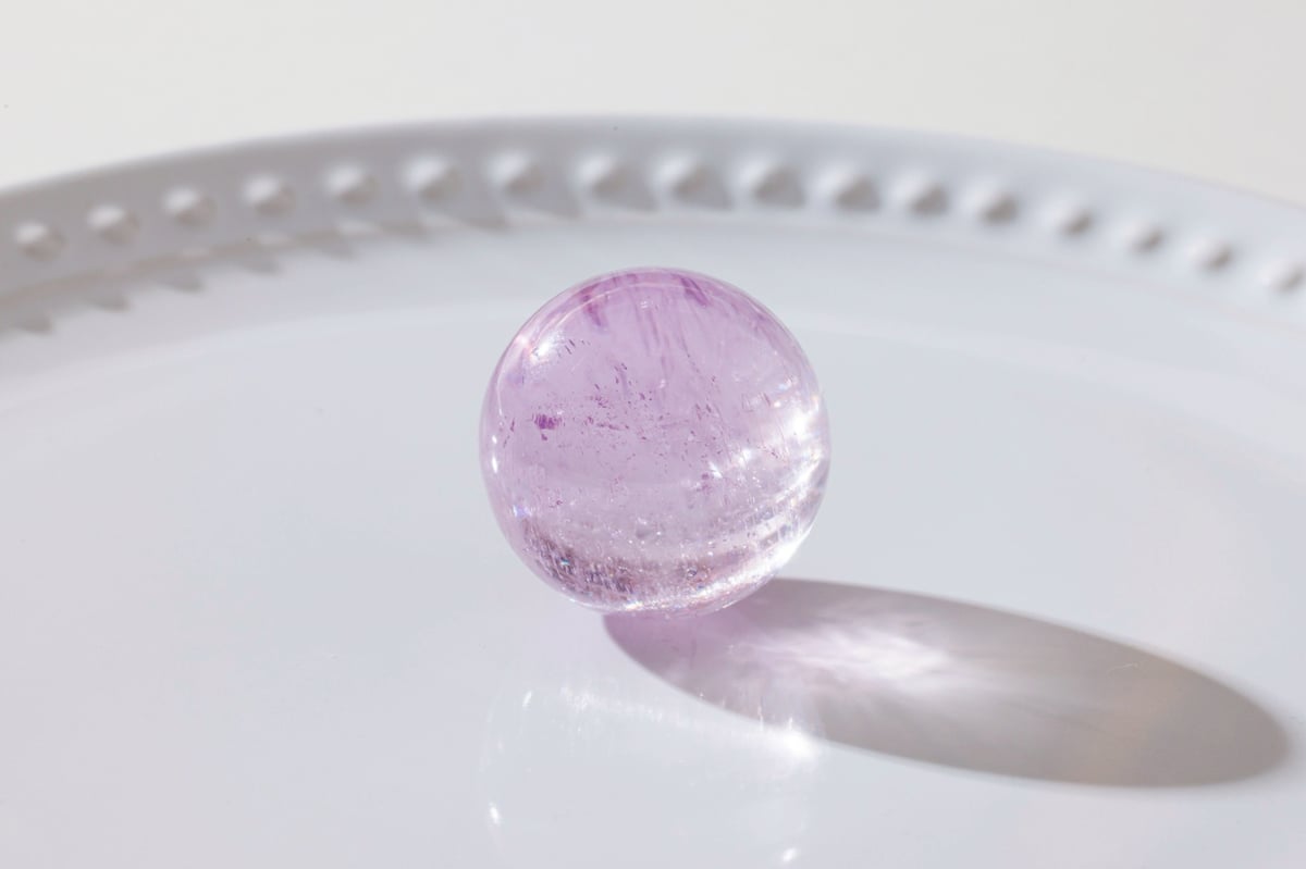 神聖な温もり】ハイクオリティ クンツァイト スフィア | Y.S.Y24