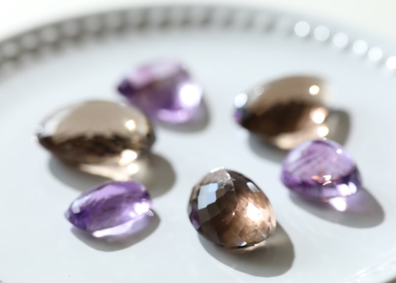 一般】過去と未来を今に集約し、クリスタルの力で目醒めさせる あなた