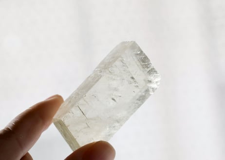 【優しくなる】虹入り ゴールデンオプティカルカルサイト