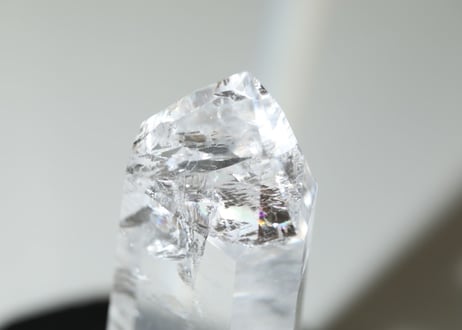 ハイクオリティ　虹入り レムリアンシード 磨き ルチル入り【家を守る】