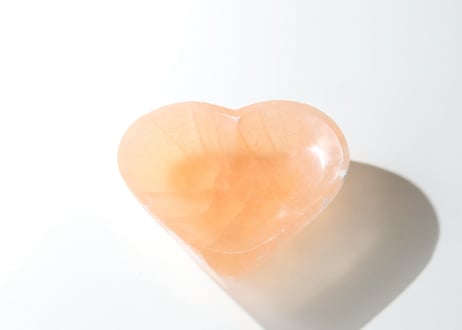 葉月ゆうによる技封入❣️【お金の器を広げる】オレンジセレナイト ハートの器 ※イベントクーポン使用不可