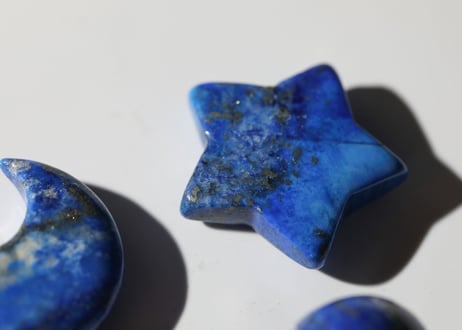 【宇宙を感じる】ラピスラズリのスカルセット