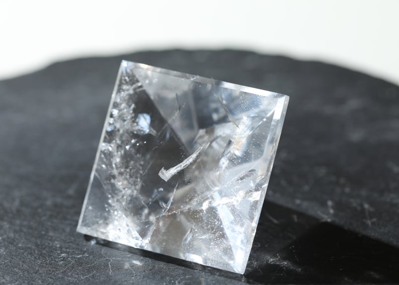 華やかな人生を】虹入り レムリアンシード ピラミッド | Y.S.Y24