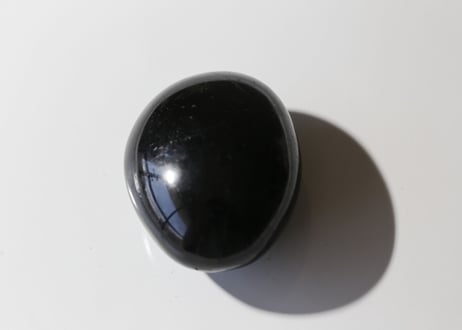 【care】ブラックトルマリン 握り石