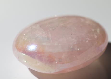 【綿菓子みたいな愛】エンジェルオーラ ローズクォーツ 握り石