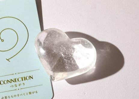 【CONNECTION つながり（必要なものすべてと繋がる）シジル封入 オリジナルカード付き❣️】クリアクォーツ ハート ※イベントクーポン使用不可