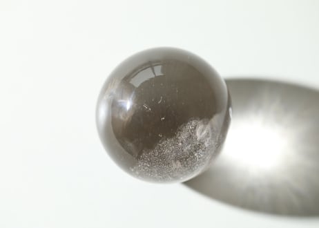 【レア】ガネッシュヒマール産水晶 スフィア 金の台座付き