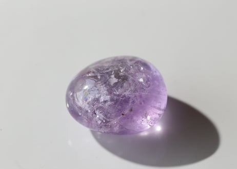 【潤い】虹入り ハイクオリティ アメジスト タンブル