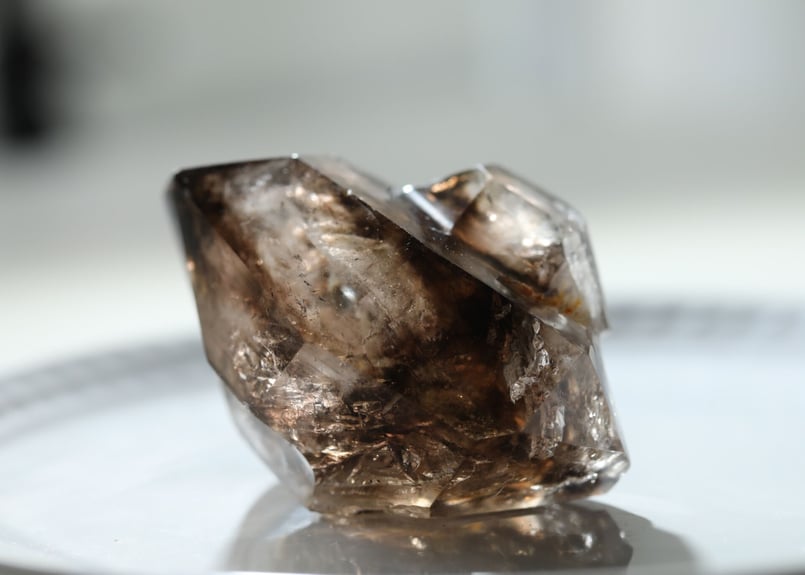 深い癒し】マダガスカル産 エレスチャルスモーキークォーツ | Y.S.Y24