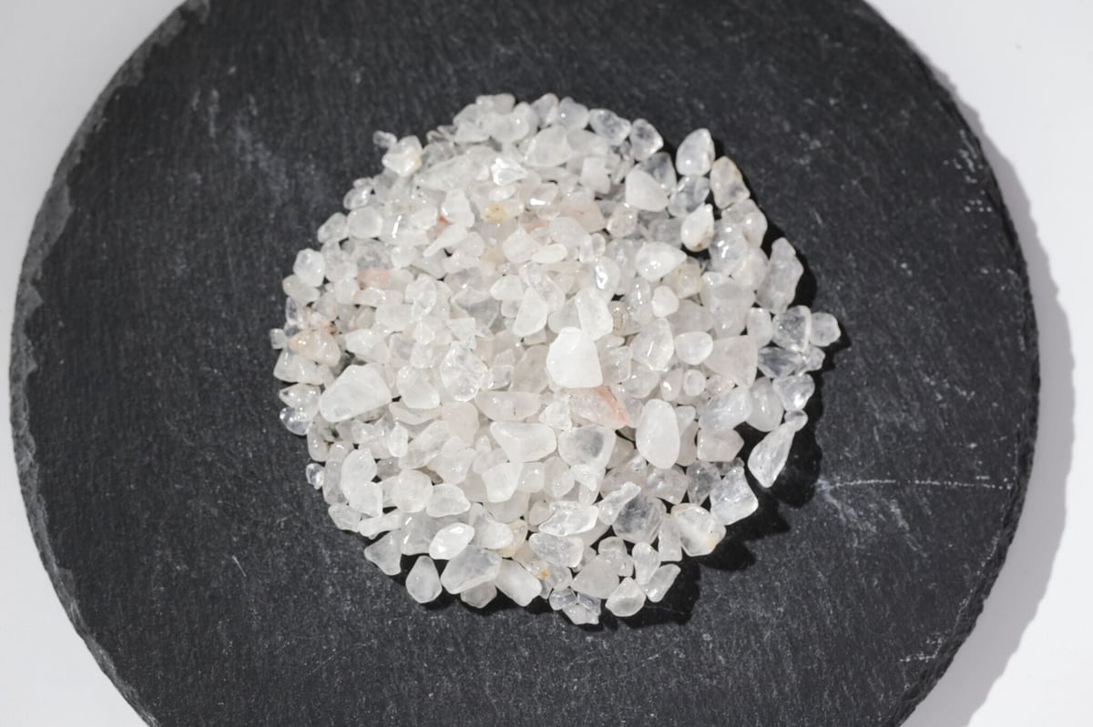 ヒマラヤの恋】マニカラン水晶 さざれ(100g) | Y.S.Y24