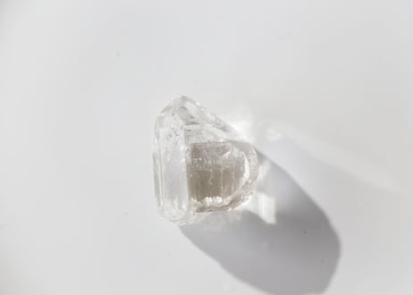 【太陽の宝石】虹入り クリアトパーズ