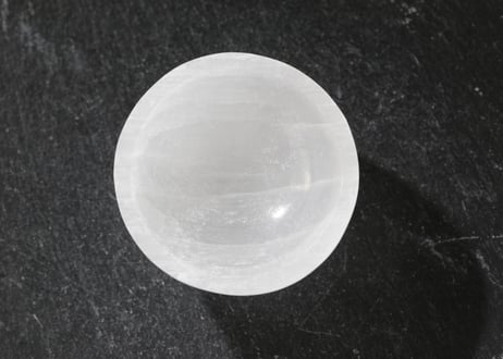 【聖水の杯】セレナイトの器（S）