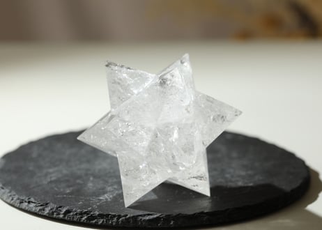 【次元上昇】ブラジル産 虹入り クリアクォーツ アステロイド