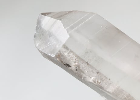 持つ方を選ぶ石♥神秘レムリアンシードクォーツ…☪︎*。꙳ 更に龍神様が潜む虹入り♥ レムリアン シード クォーツ ポイント（ファントム）2