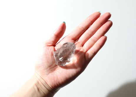 【内側の平和】ガネッシュヒマール産水晶 ポイント