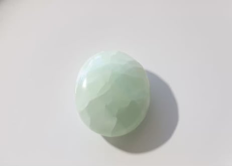 【カルマ解放のシッティ入り】グリーンカルサイト 握り石