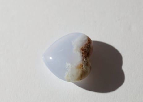 【悟りのシッディ入り】おしゃれなブルーカルセドニー ハート