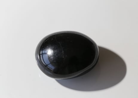 【care】ブラックトルマリン 握り石