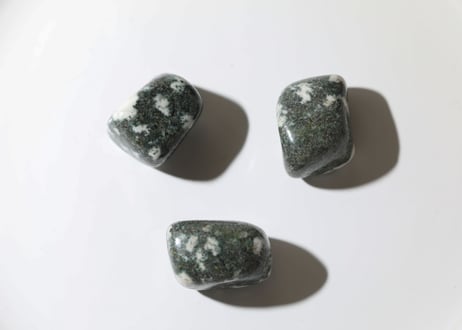 【古代の光】プレセリブルーストーン タンブル（3個セット）