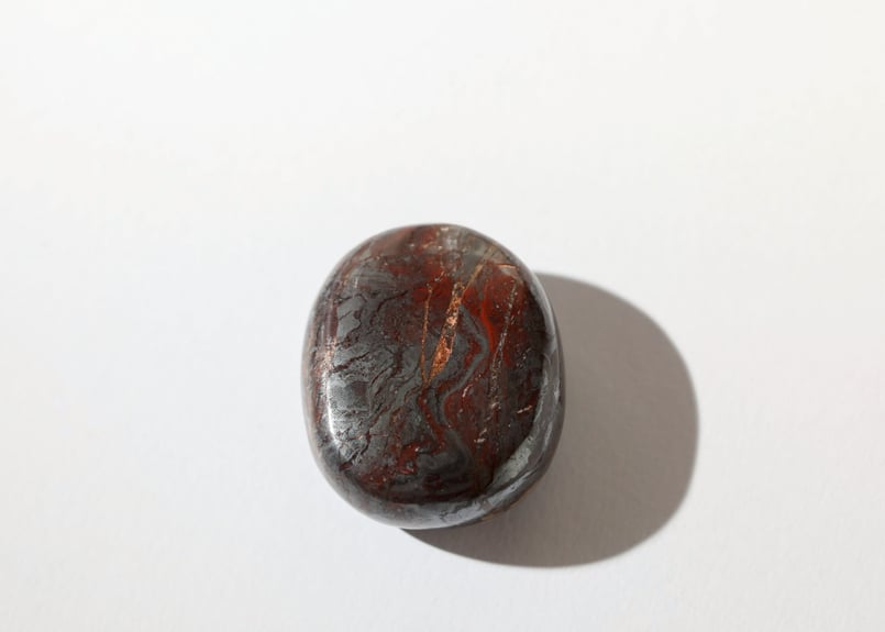 貢献できる自分に】レッドジャスパーヘマタイト 握り石 | Y.S.Y24