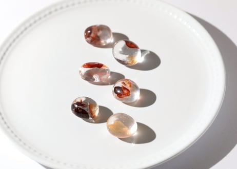 【悟りのシッディ入り】ハイクオリティ ヘマタイトインクォーツ タンブル（6個セット）
