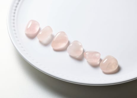 【ハートのまま生きる】ハイクオリティ モルガナイト タンブルS（６個セット）
