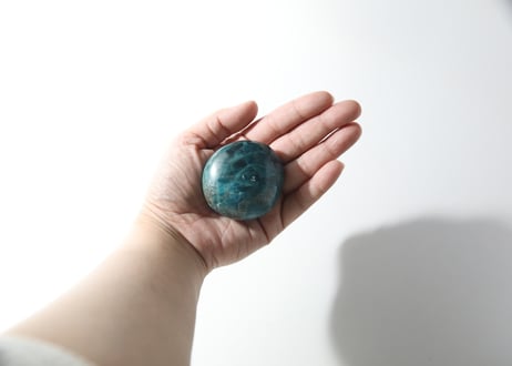 【Buddha】アパタイト 握り石