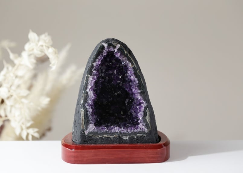 君の居場所】アメジストドーム 台座付き | Y.S.Y24