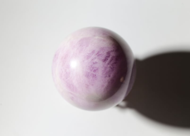 大！クンツァイト　スフィア　天然石置物　C117 bf5490168d4ddbaba413f9fbd17e7e