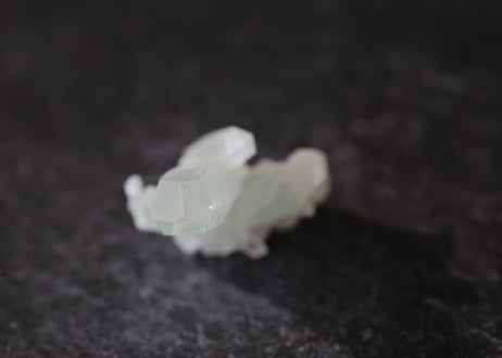 【成長】グリーンファントムクォーツ クラスター
