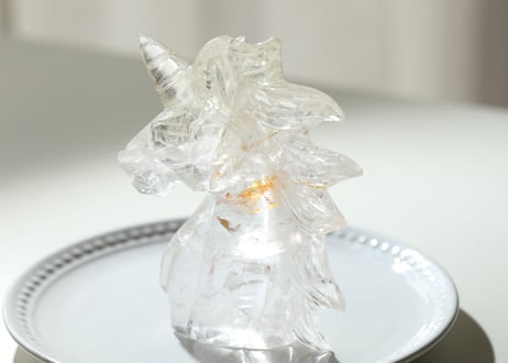 【偉大なるユニコーン】虹入りクリアクォーツ with ヘマタイト ユニコーン