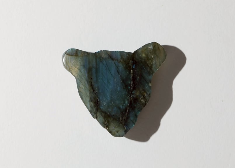 真実を映す】ラブラドライトの豹 | Y.S.Y24