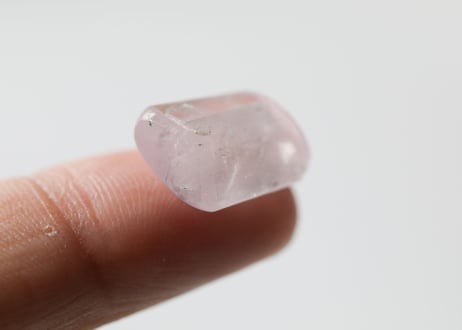 【満ちていく気持ち】クンツァイト タンブル