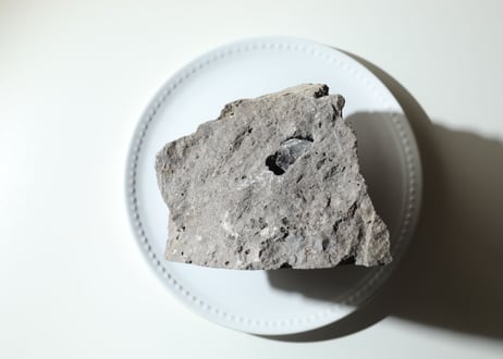 【光を抱く者】ハーキマーダイヤモンド　母岩つき
