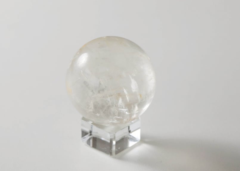 天然石　虹入り　ゴールデンカルサイトスフィア 許す強さ】虹入り ゴールデンカルサイト スフィア | Y.S.Y24