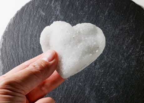 技封入❣️【佳き人とのご縁が繋がる/高次元・高周波数の人と出会う】ホワイトクォーツ クラスター ハート ※イベントクーポン使用不可