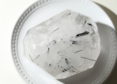 【地球のひかり】虹入り ブラックトルマリンインクォーツ フリーフォーム