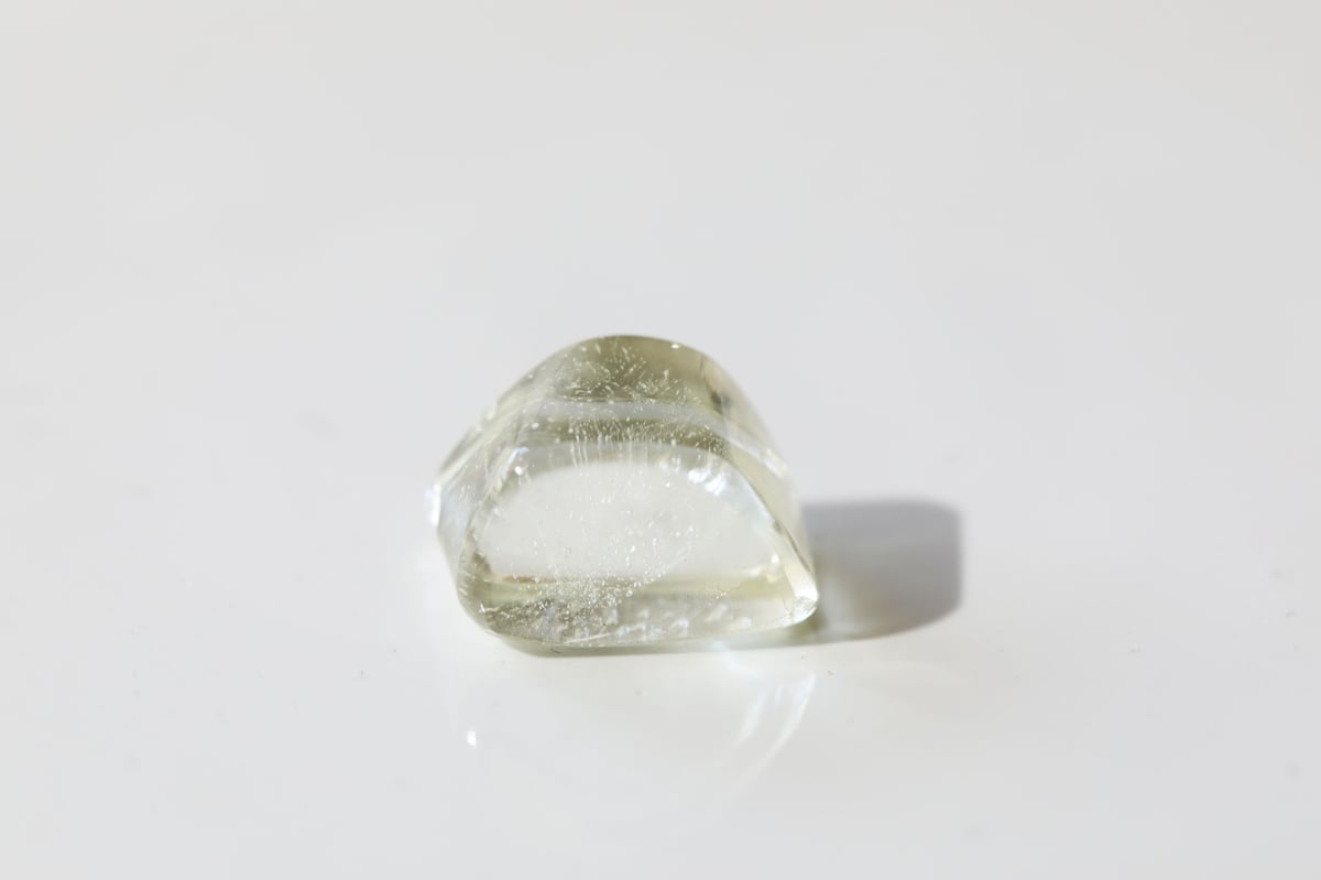 イエロークンツァイト トリフェーン 光へ】トリフェーン(イエロークンツァイト) タンブル | Y.S.Y24