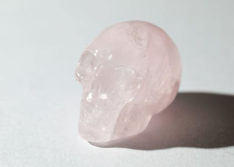 【CHARISMA&ABUNDANCE 人を惹きつける（ビジネスの成功）シジル封入 オリジナルカード付き❣️】ローズクォーツの小さなスカル ※イベントクーポン使用不可
