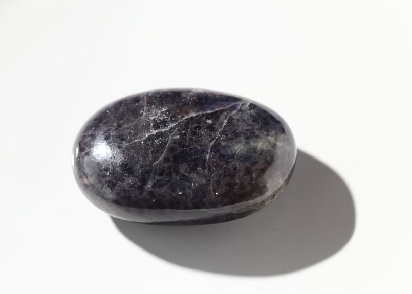 アイオライト 握り石 【静寂のビジョン】 | Y.S.Y24 アイオライト 握り石 【静寂のビジョン】 | Y.S.Y24