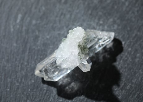 【 healing &detox】ガネッシュヒマール産水晶 ダブルターミネーテッド