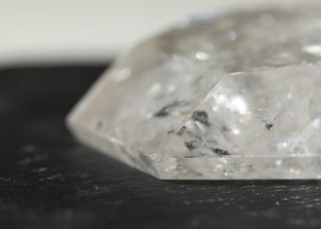 【光の大地へ】虹入り レムリアンクォーツ 磨き