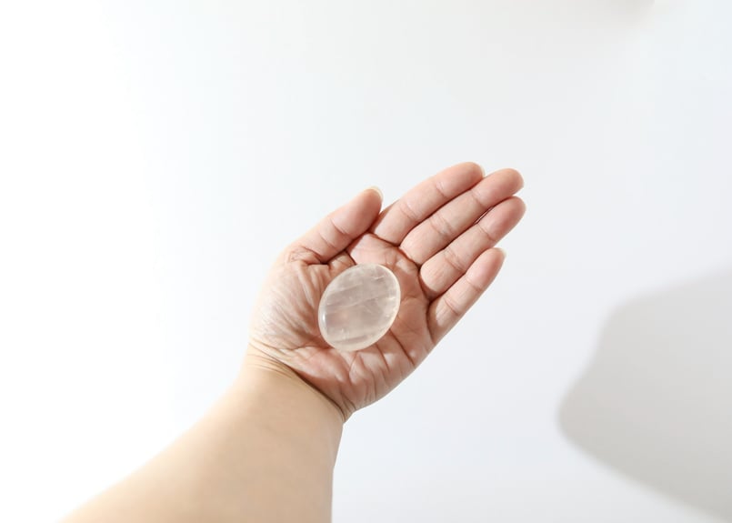 優しい癒し】ジラソルクォーツ 握り石 | Y.S.Y24