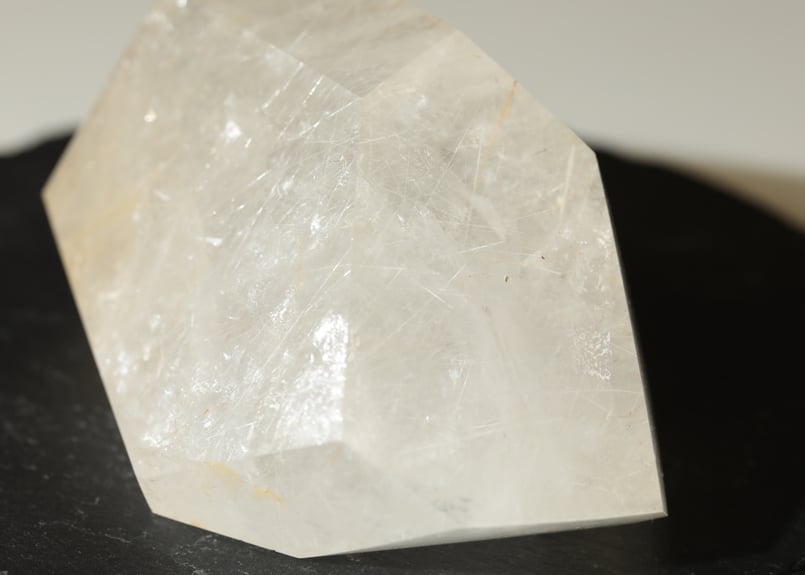 天使と仲良くなる】ホワイトルチルクォーツ フリーフォーム | Y.S.Y24