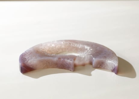 技封入❣️【美しくなる/パートアーシップがどんどん良くなる】ドゥルジーアゲートの月 台座付き ※イベントクーポン使用不可