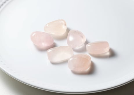 【女神性に目覚める】ハイクオリティ モルガナイト タンブルM（６個セット）